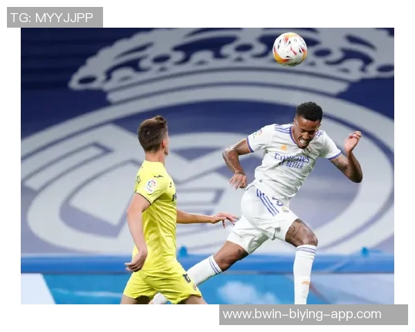 足球球星穿搭风格解析 引领潮流的场上场下魅力